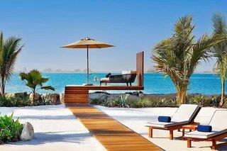 Urlaub im The Ritz-Carlton Ras Al Khaimah, Al Hamra Beach 2024/2025 - hier günstig online buchen