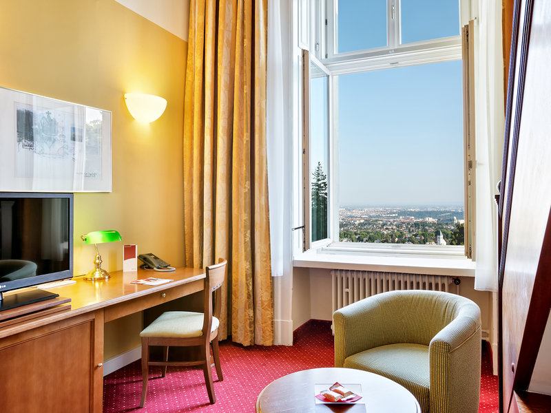 Urlaub im Austria Trend Hotel Schloss Wilhelminenberg 2024/2025 - hier günstig online buchen