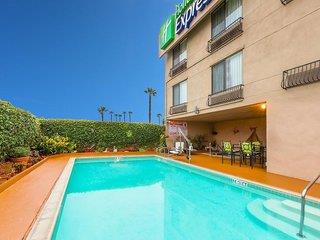 Urlaub im Holiday Inn Express San Diego - Sea World Area 2024/2025 - hier günstig online buchen