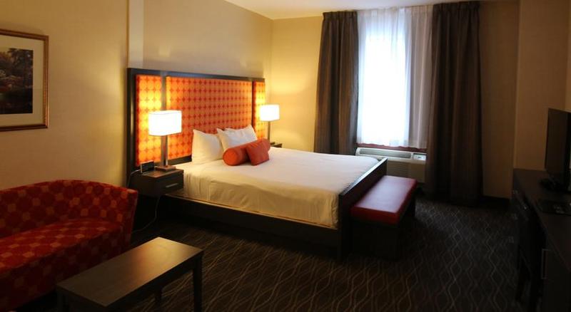 Urlaub im Hotel Chrome Montréal Centre-Ville  - hier günstig online buchen