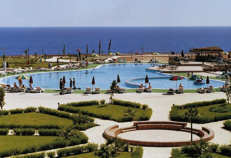 Urlaub im Royal Paradise Resort 2024/2025 - hier günstig online buchen