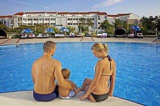 Urlaub im Zvonimir Sunny Hotel 2024/2025 - hier günstig online buchen