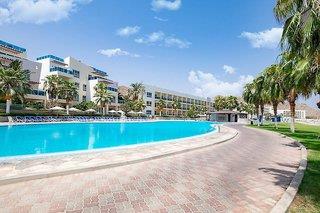 Urlaub im Radisson Blu Resort Fujairah 2024/2025 - hier günstig online buchen
